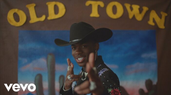 maxresdefault-2020-06-29T155447.962-702x390 Old Town Road by Lil Nas X ft. Billy Ray Cyrus (Easy) 