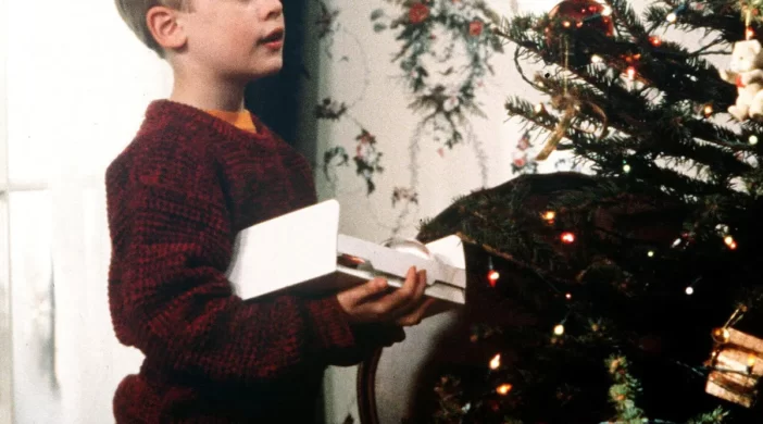 Home-alone-530579b0-702x390 Somewhere in my Memory (Home Alone) by John Williams  