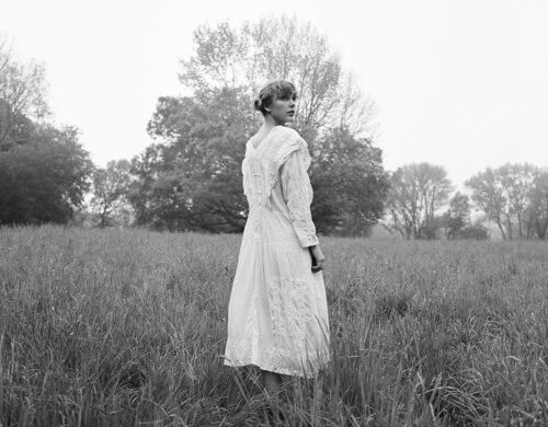artworks-uJxRGin8zQPt-0-t500x500-500x390 the lakes - Taylor Swift  