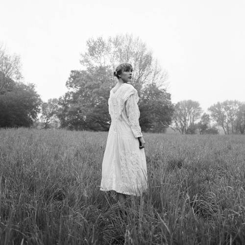 the lakes - Taylor Swift Easy Kalimba Tabs the lakes taylor swift kalimba tabs Taylor Swift number notation no tuning Kalimbsy kalimba tabs with lyrics full cover with lyrics full cover folklore album Folklore 2020 songs 2020 17 Keys artworks-uJxRGin8zQPt-0-t500x500 the lakes - Taylor Swift