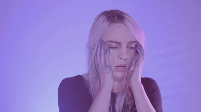 Billie-Eilish-ocean-eyes-702x390 Ocean Eyes - Billie Eilish 