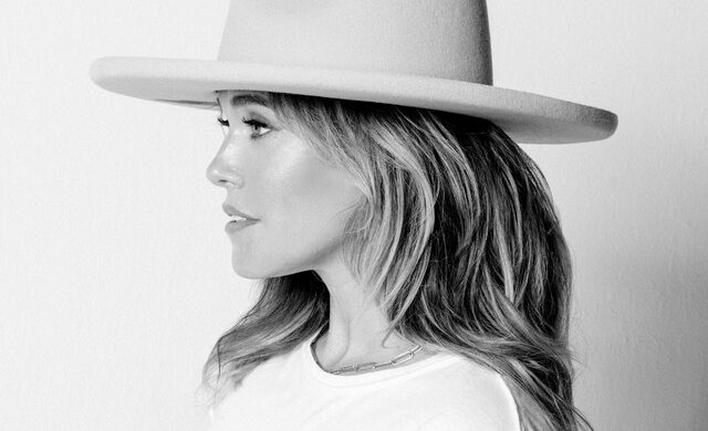 ab67616d0000b2731276105b03cac89140ed37f3-640x390 Fight Song - Rachel Platten 